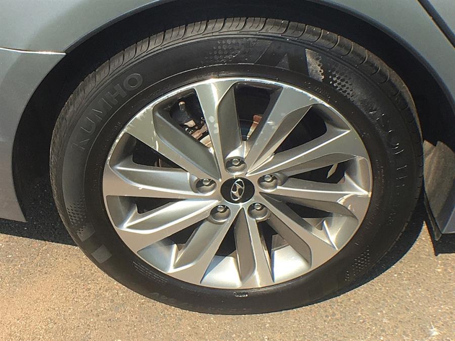 Used Hyundai Sonata 4dr Sdn 2.4L Limited PZEV 2016 | Smart Buy Auto Sales, LLC. Wallingford, Connecticut Used Hyundai Sonata 4dr Sdn 2.4L Limited PZEV 2016 | Smart Buy Auto Sales, LLC. Wallingford, Connecticut