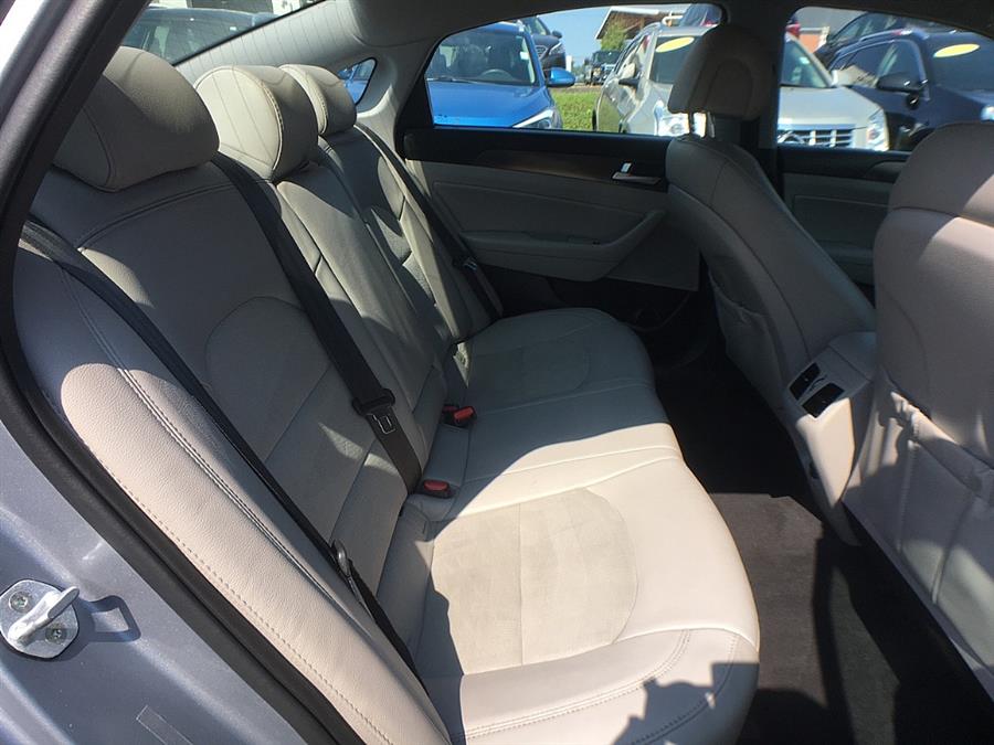 Used Hyundai Sonata 4dr Sdn 2.4L Limited PZEV 2016 | Smart Buy Auto Sales, LLC. Wallingford, Connecticut Used Hyundai Sonata 4dr Sdn 2.4L Limited PZEV 2016 | Smart Buy Auto Sales, LLC. Wallingford, Connecticut