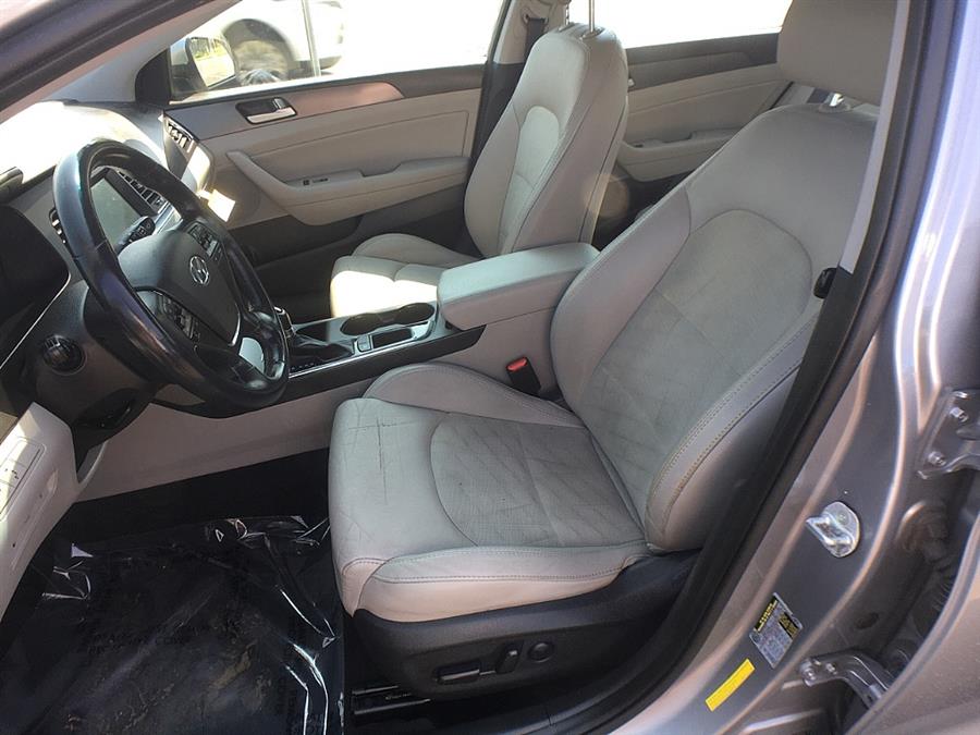Used Hyundai Sonata 4dr Sdn 2.4L Limited PZEV 2016 | Smart Buy Auto Sales, LLC. Wallingford, Connecticut Used Hyundai Sonata 4dr Sdn 2.4L Limited PZEV 2016 | Smart Buy Auto Sales, LLC. Wallingford, Connecticut