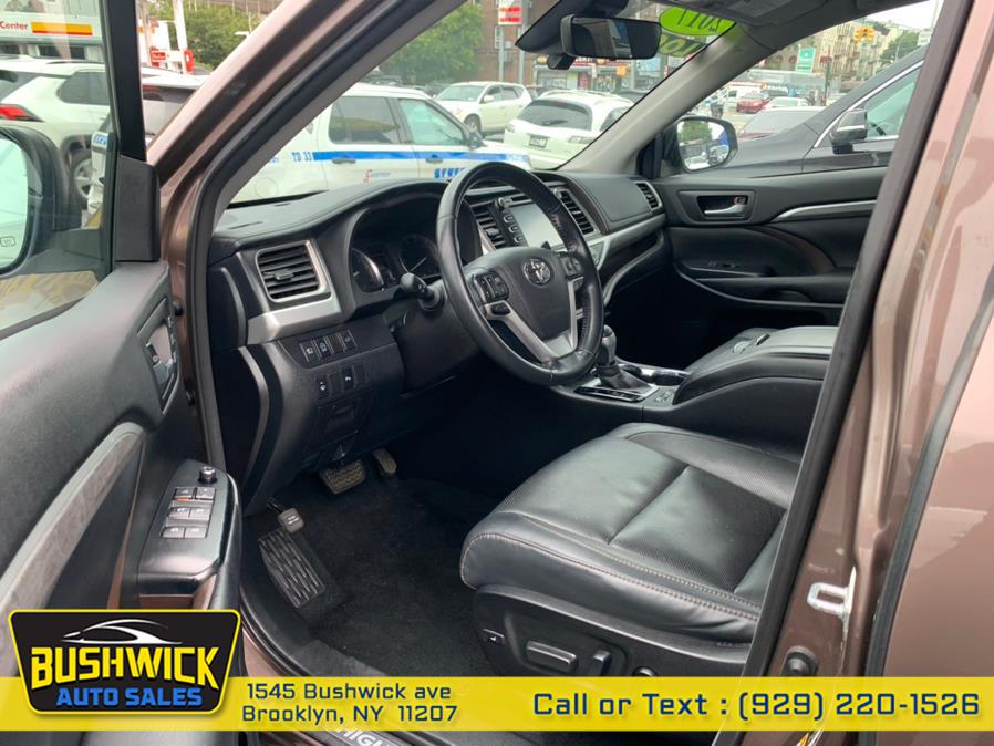 2017 Toyota Highlander Limited Platinum V6 AWD (Natl), available for sale in Brooklyn, New York | Bushwick Auto Sales LLC. Brooklyn, New York 2017 Toyota Highlander Limited Platinum V6 AWD (Natl), available for sale in Brooklyn, New York | Bushwick Auto Sales LLC. Brooklyn, New York
