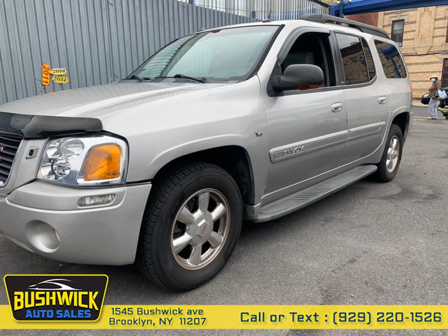 Used GMC Envoy XL 4dr 4WD SLT 2004 | Bushwick Auto Sales LLC. Brooklyn, New York