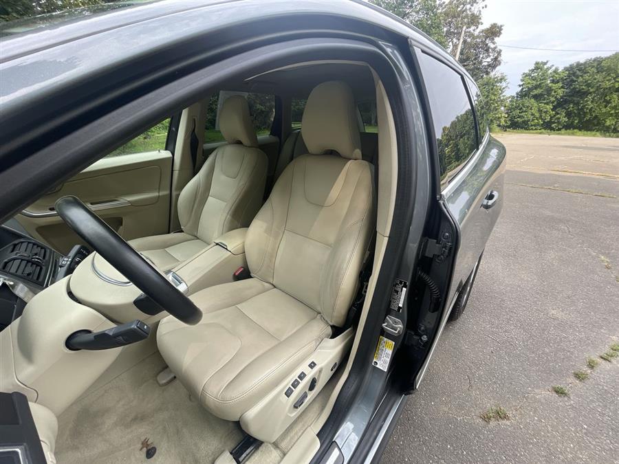 2016 Volvo XC60 AWD 4dr T5 Premier, available for sale in Stratford, Connecticut | Wiz Leasing Inc. Stratford, Connecticut 2016 Volvo XC60 AWD 4dr T5 Premier, available for sale in Stratford, Connecticut | Wiz Leasing Inc. Stratford, Connecticut