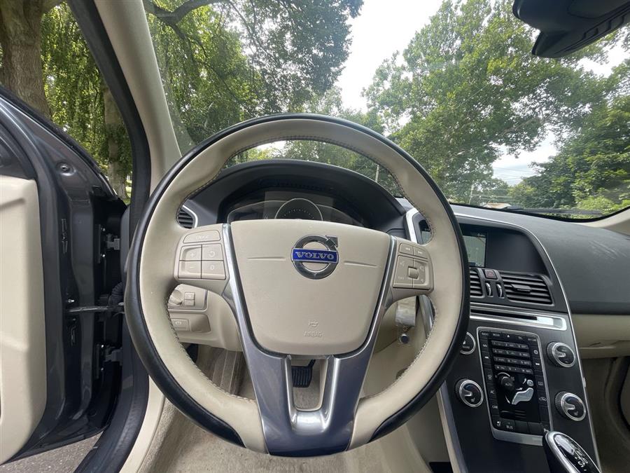 2016 Volvo XC60 AWD 4dr T5 Premier, available for sale in Stratford, Connecticut | Wiz Leasing Inc. Stratford, Connecticut 2016 Volvo XC60 AWD 4dr T5 Premier, available for sale in Stratford, Connecticut | Wiz Leasing Inc. Stratford, Connecticut