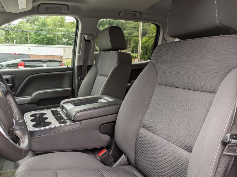 2017 Chevrolet Silverado 1500 4WD Crew Cab 153.0" LT w/1LT, available for sale in Thomaston, CT