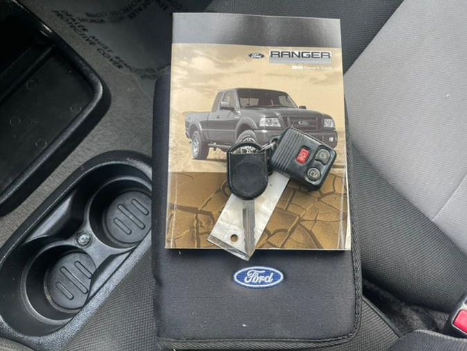 2006 Ford Ranger 4.0 Supercab 126" WB XLT 4WD, available for sale in East Windsor, Connecticut | Toro Auto. East Windsor, Connecticut 2006 Ford Ranger 4.0 Supercab 126" WB XLT 4WD, available for sale in East Windsor, Connecticut | Toro Auto. East Windsor, Connecticut