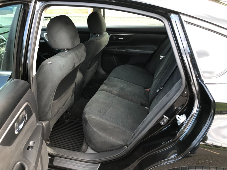 2015 Nissan Altima 4dr Sdn I4 2.5 S, available for sale in Hartford , Connecticut | Ledyard Auto Sale LLC. Hartford , Connecticut 2015 Nissan Altima 4dr Sdn I4 2.5 S, available for sale in Hartford , Connecticut | Ledyard Auto Sale LLC. Hartford , Connecticut