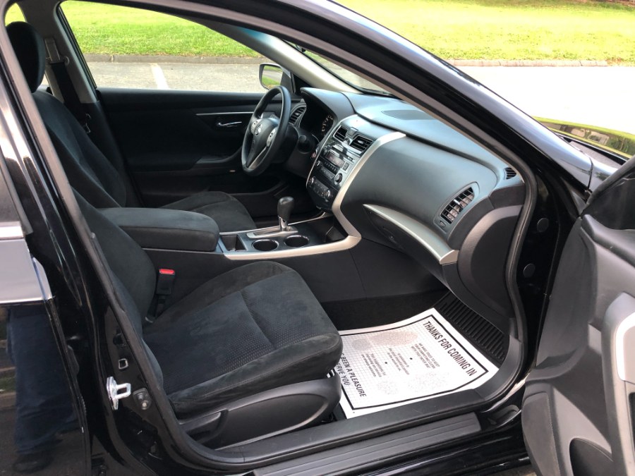 2015 Nissan Altima 4dr Sdn I4 2.5 S, available for sale in Hartford , Connecticut | Ledyard Auto Sale LLC. Hartford , Connecticut 2015 Nissan Altima 4dr Sdn I4 2.5 S, available for sale in Hartford , Connecticut | Ledyard Auto Sale LLC. Hartford , Connecticut