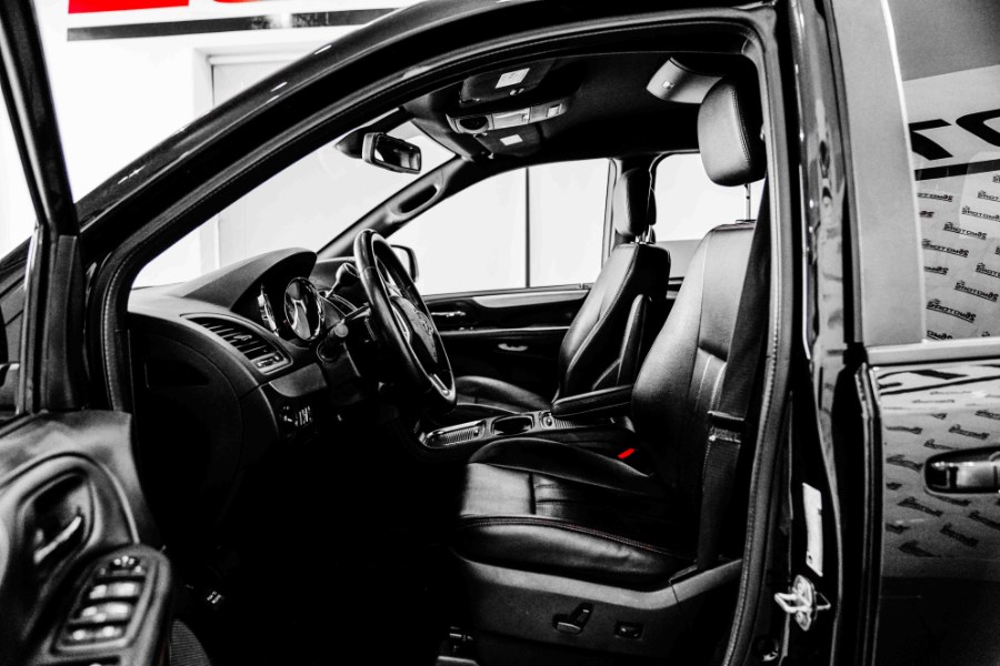 Used Dodge Grand Caravan GT Wagon 2018 | 26 Motors Corp. Bronx, New York Used Dodge Grand Caravan GT Wagon 2018 | 26 Motors Corp. Bronx, New York
