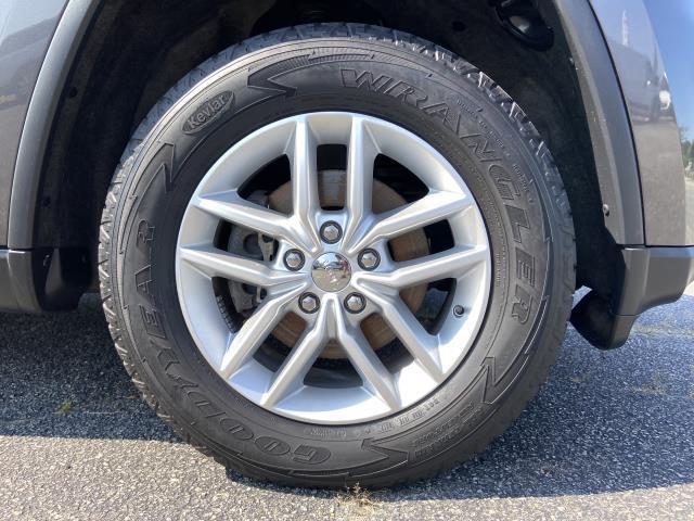 Used Jeep Grand Cherokee Laredo 2017 | Baron Supercenter. Patchogue, New York Used Jeep Grand Cherokee Laredo 2017 | Baron Supercenter. Patchogue, New York
