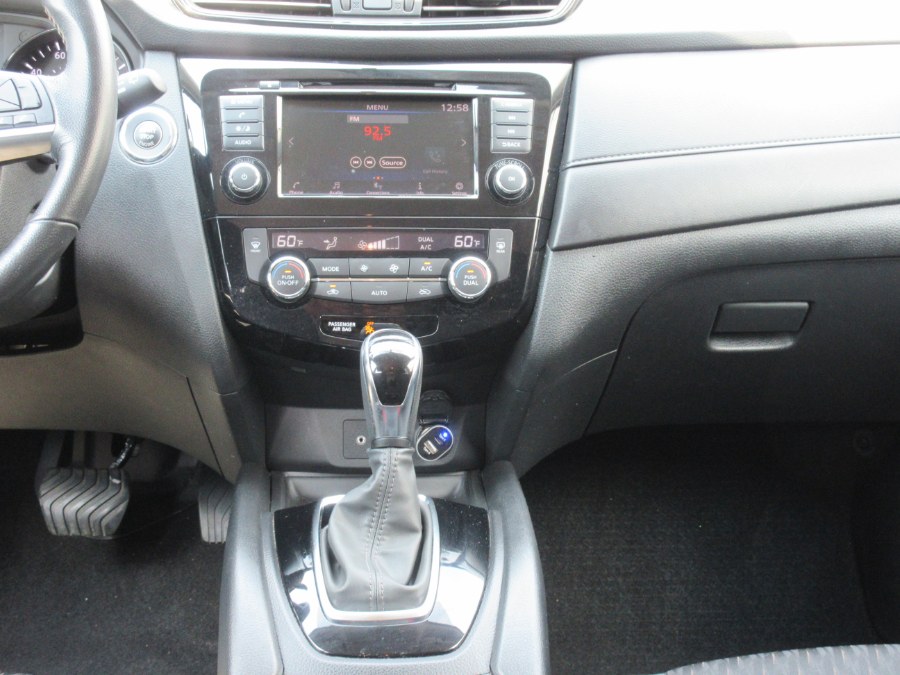 2018 Nissan Rogue AWD SV, available for sale in Linden, New Jersey | Route 27 Auto Mall. Linden, New Jersey 2018 Nissan Rogue AWD SV, available for sale in Linden, New Jersey | Route 27 Auto Mall. Linden, New Jersey