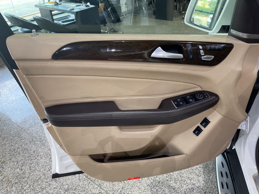 Used Mercedes-Benz GLS GLS 450 4MATIC SUV 2018 | Dream Car Gallery. Woodbury, New York Used Mercedes-Benz GLS GLS 450 4MATIC SUV 2018 | Dream Car Gallery. Woodbury, New York