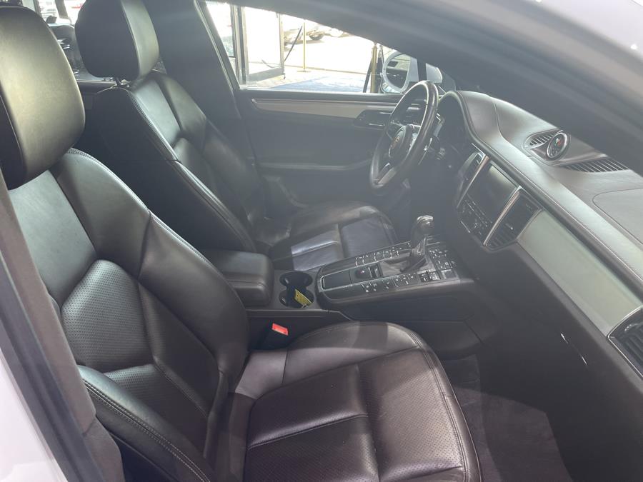 Used Porsche Macan AWD 4dr S 2016 | Dream Car Gallery. Woodbury, New York Used Porsche Macan AWD 4dr S 2016 | Dream Car Gallery. Woodbury, New York