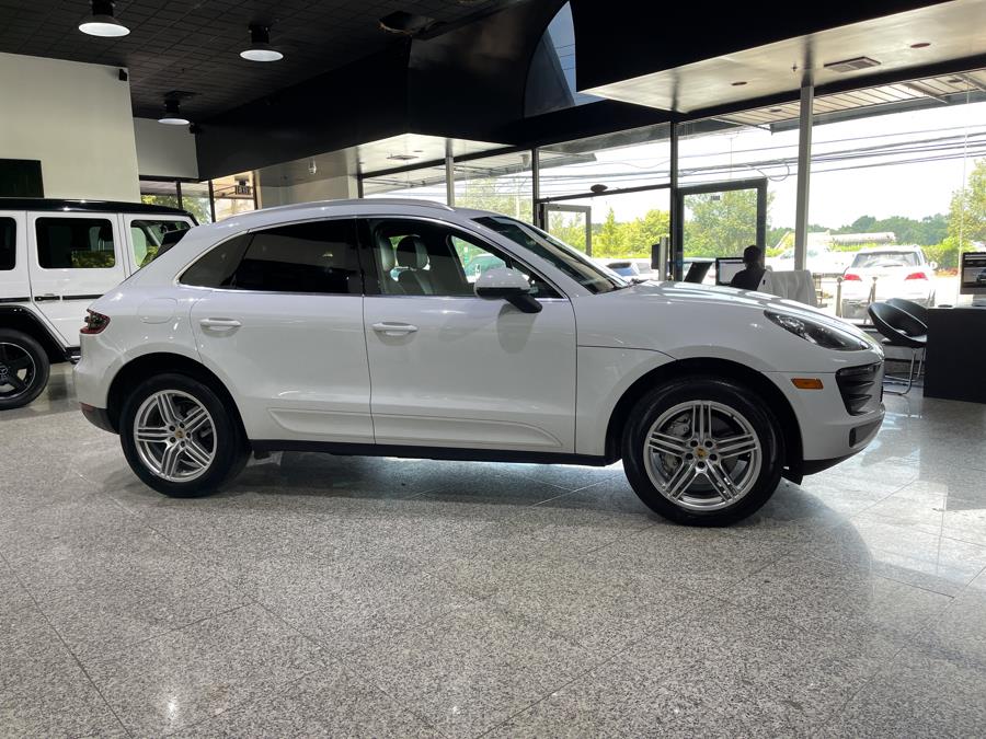 Used Porsche Macan AWD 4dr S 2016 | Dream Car Gallery. Woodbury, New York Used Porsche Macan AWD 4dr S 2016 | Dream Car Gallery. Woodbury, New York