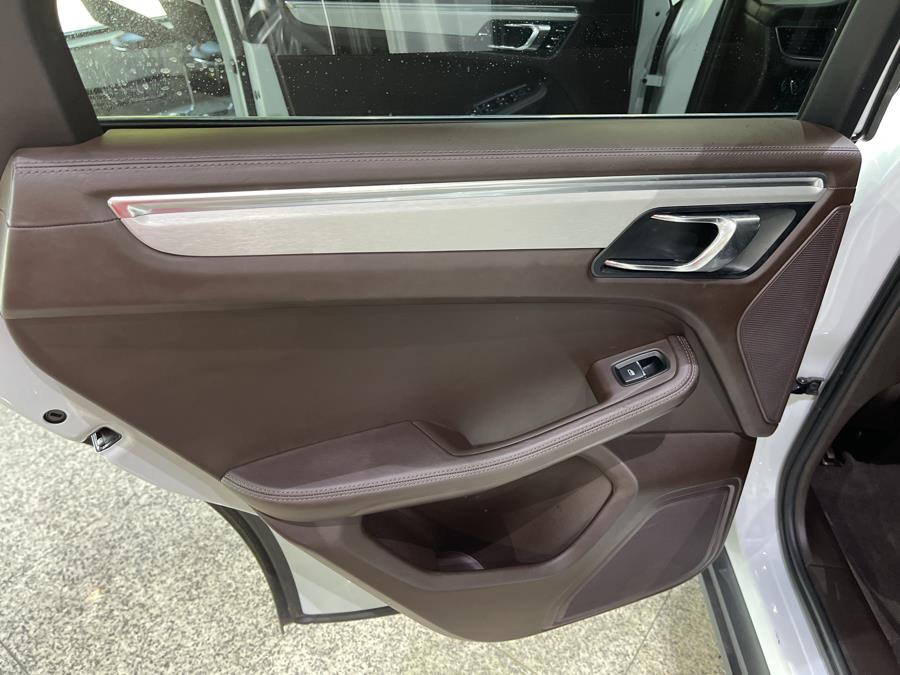 Used Porsche Macan AWD 4dr S 2016 | Dream Car Gallery. Woodbury, New York Used Porsche Macan AWD 4dr S 2016 | Dream Car Gallery. Woodbury, New York