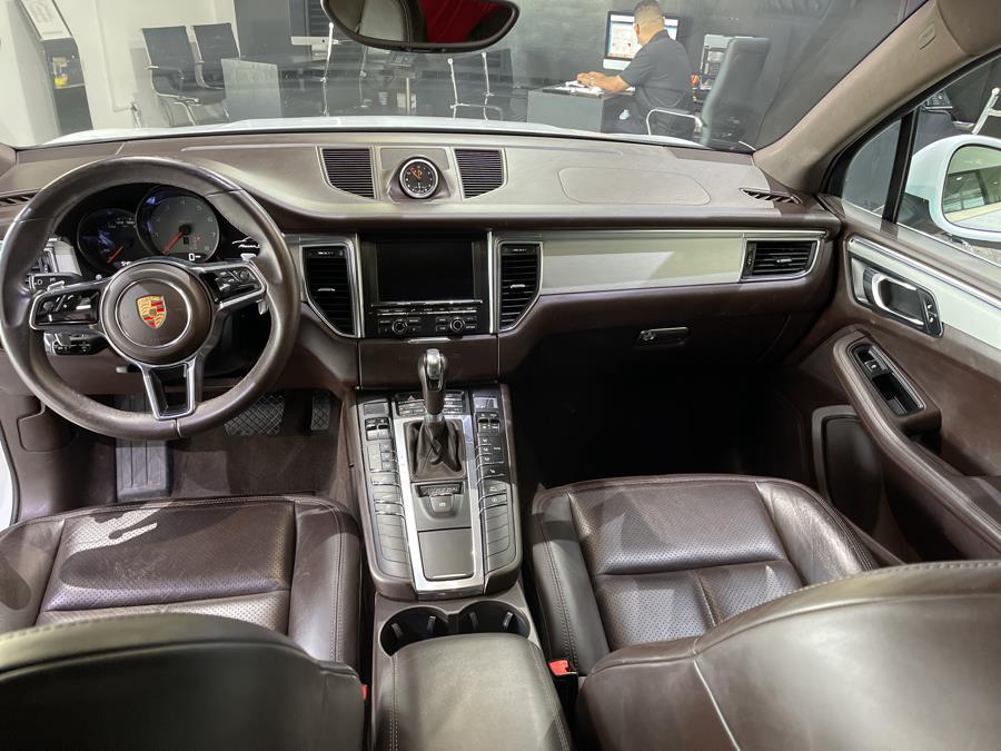 Used Porsche Macan AWD 4dr S 2016 | Dream Car Gallery. Woodbury, New York Used Porsche Macan AWD 4dr S 2016 | Dream Car Gallery. Woodbury, New York