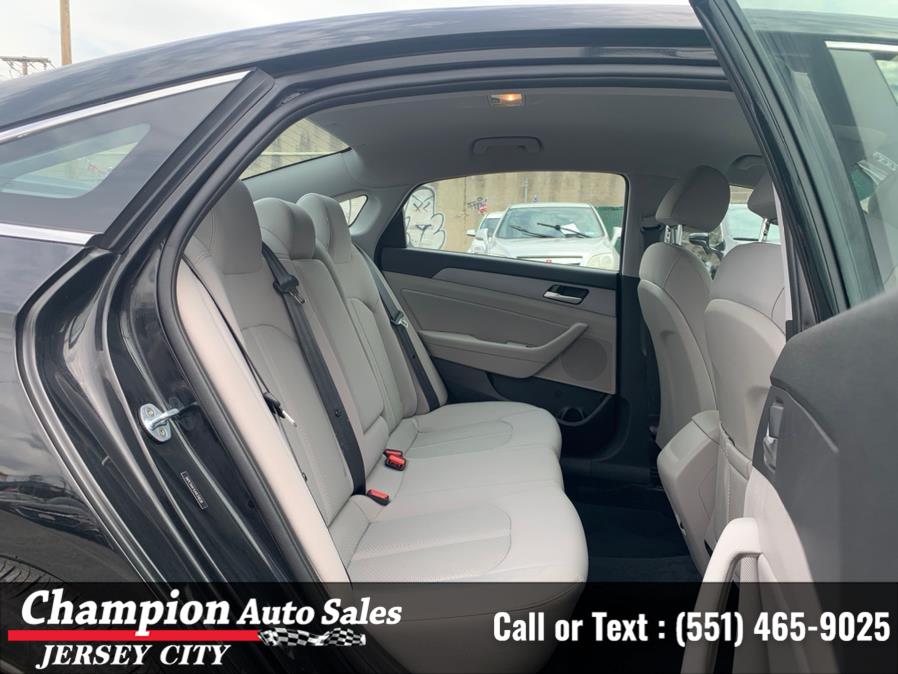 Used Hyundai Sonata SEL 2.4L SULEV *Ltd Avail* 2018 | Champion Auto Sales of JC. Jersey City, New Jersey Used Hyundai Sonata SEL 2.4L SULEV *Ltd Avail* 2018 | Champion Auto Sales of JC. Jersey City, New Jersey
