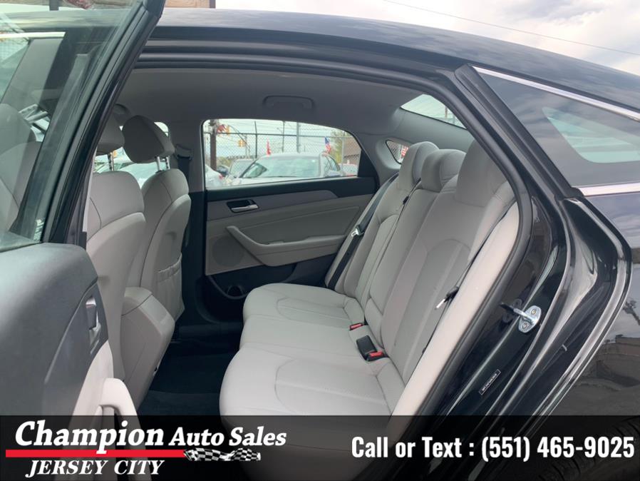 Used Hyundai Sonata SEL 2.4L SULEV *Ltd Avail* 2018 | Champion Auto Sales of JC. Jersey City, New Jersey Used Hyundai Sonata SEL 2.4L SULEV *Ltd Avail* 2018 | Champion Auto Sales of JC. Jersey City, New Jersey