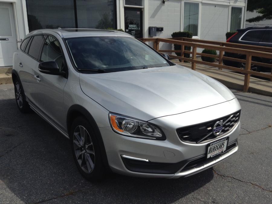 Used Volvo V60 Cross Country 4dr Wgn T5 AWD 2016 | Eurocars Plus. Groton, Connecticut Used Volvo V60 Cross Country 4dr Wgn T5 AWD 2016 | Eurocars Plus. Groton, Connecticut