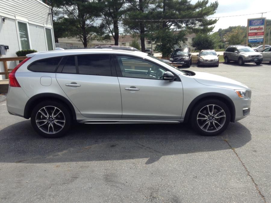 Used Volvo V60 Cross Country 4dr Wgn T5 AWD 2016 | Eurocars Plus. Groton, Connecticut Used Volvo V60 Cross Country 4dr Wgn T5 AWD 2016 | Eurocars Plus. Groton, Connecticut