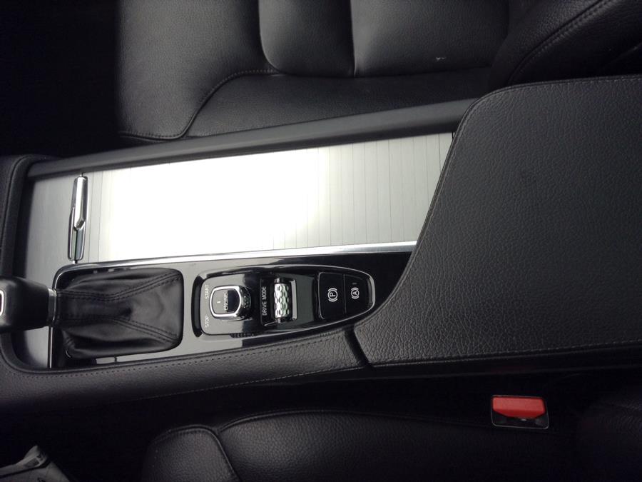 Used Volvo XC90 AWD 4dr T5 Momentum 2016 | Eurocars Plus. Groton, Connecticut Used Volvo XC90 AWD 4dr T5 Momentum 2016 | Eurocars Plus. Groton, Connecticut