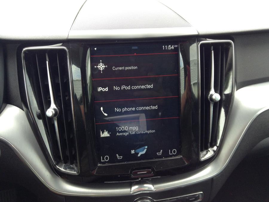 Used Volvo XC60 T6 AWD Momentum 2018 | Eurocars Plus. Groton, Connecticut Used Volvo XC60 T6 AWD Momentum 2018 | Eurocars Plus. Groton, Connecticut