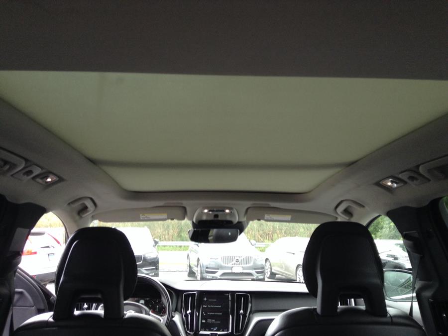 Used Volvo XC60 T6 AWD Momentum 2018 | Eurocars Plus. Groton, Connecticut Used Volvo XC60 T6 AWD Momentum 2018 | Eurocars Plus. Groton, Connecticut