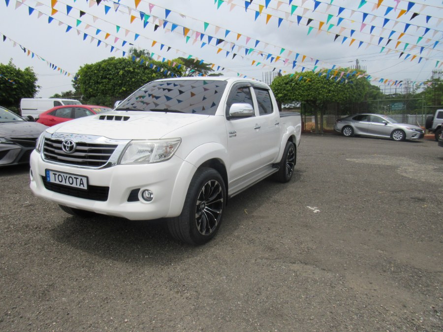 2015 Toyota HILUX SRV 4WD, available for sale in San Francisco de Macoris Rd, Dominican Republic | Hilario Auto Import. San Francisco de Macoris Rd, Dominican Republic 2015 Toyota HILUX SRV 4WD, available for sale in San Francisco de Macoris Rd, Dominican Republic | Hilario Auto Import. San Francisco de Macoris Rd, Dominican Republic