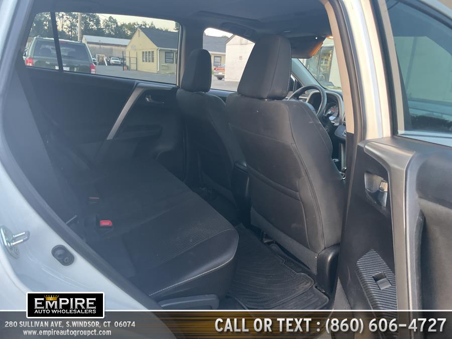 Used Toyota RAV4 AWD 4dr XLE (Natl) 2015 | Empire Auto Wholesalers. S.Windsor, Connecticut Used Toyota RAV4 AWD 4dr XLE (Natl) 2015 | Empire Auto Wholesalers. S.Windsor, Connecticut
