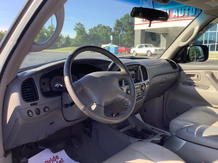 Used Toyota Sequoia 4dr Limited 4WD (SE) 2002 | Marsh Auto Sales LLC. Ortonville, Michigan Used Toyota Sequoia 4dr Limited 4WD (SE) 2002 | Marsh Auto Sales LLC. Ortonville, Michigan