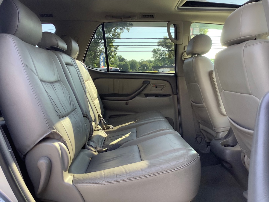 Used Toyota Sequoia 4dr Limited 4WD (SE) 2002 | Marsh Auto Sales LLC. Ortonville, Michigan Used Toyota Sequoia 4dr Limited 4WD (SE) 2002 | Marsh Auto Sales LLC. Ortonville, Michigan