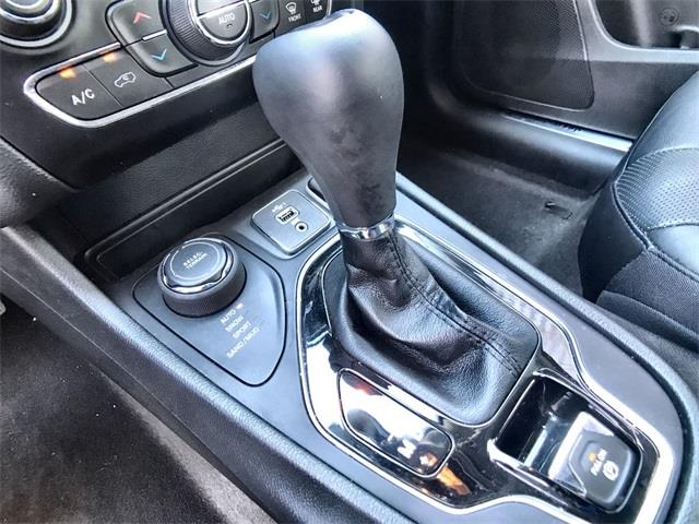 Used Jeep Cherokee Limited 2019 | Prestige Auto Cars LLC. New Britain, Connecticut Used Jeep Cherokee Limited 2019 | Prestige Auto Cars LLC. New Britain, Connecticut
