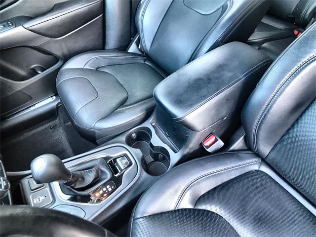 Used Jeep Cherokee Limited 2019 | Prestige Auto Cars LLC. New Britain, Connecticut Used Jeep Cherokee Limited 2019 | Prestige Auto Cars LLC. New Britain, Connecticut