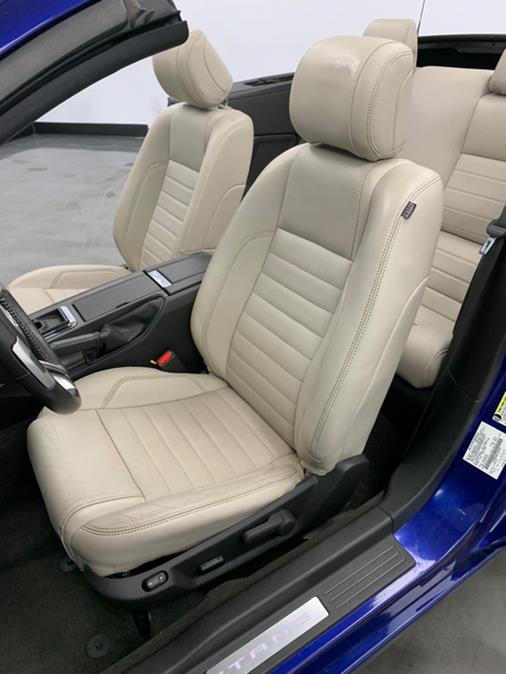 Used Ford Mustang 2dr Conv V6 Premium 2013 | M Auto Group. Elizabeth, New Jersey Used Ford Mustang 2dr Conv V6 Premium 2013 | M Auto Group. Elizabeth, New Jersey