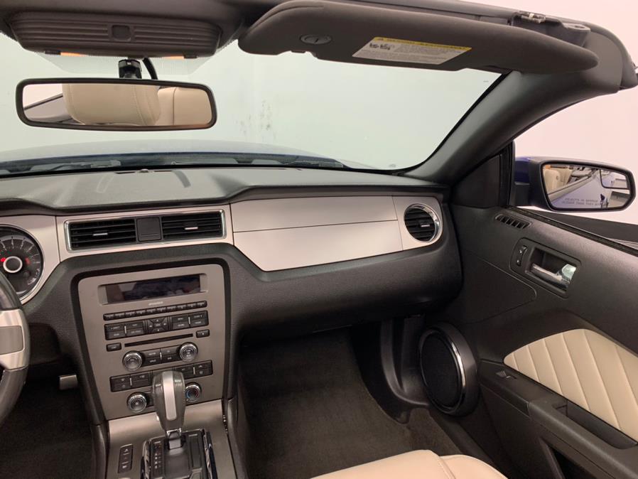Used Ford Mustang 2dr Conv V6 Premium 2013 | M Auto Group. Elizabeth, New Jersey Used Ford Mustang 2dr Conv V6 Premium 2013 | M Auto Group. Elizabeth, New Jersey