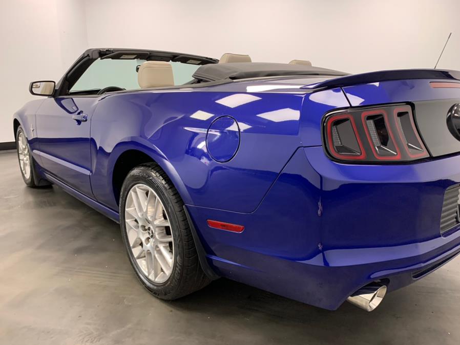Used Ford Mustang 2dr Conv V6 Premium 2013 | M Auto Group. Elizabeth, New Jersey Used Ford Mustang 2dr Conv V6 Premium 2013 | M Auto Group. Elizabeth, New Jersey