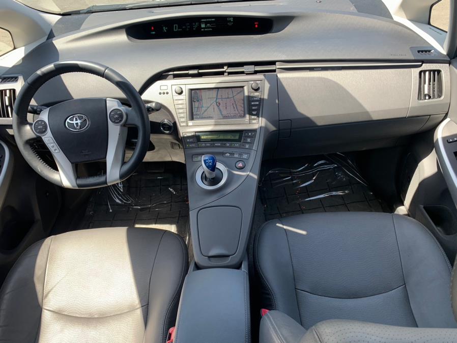 Used Toyota Prius Four 2011 | Green Light Auto Wholesale. Daly City, California Used Toyota Prius Four 2011 | Green Light Auto Wholesale. Daly City, California