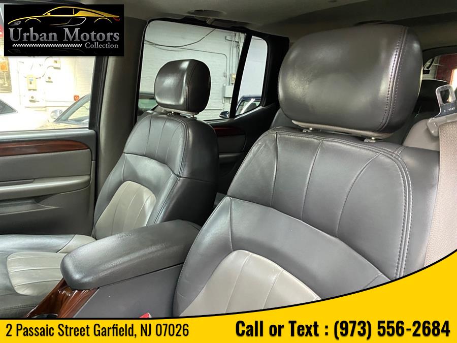 Used GMC Envoy Xl SLT 2004 | Urban Motors Collection. Garfield, New Jersey Used GMC Envoy Xl SLT 2004 | Urban Motors Collection. Garfield, New Jersey