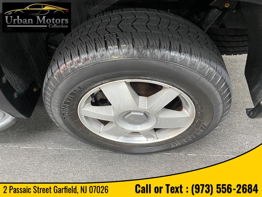 Used GMC Envoy Xl SLT 2004 | Urban Motors Collection. Garfield, New Jersey Used GMC Envoy Xl SLT 2004 | Urban Motors Collection. Garfield, New Jersey