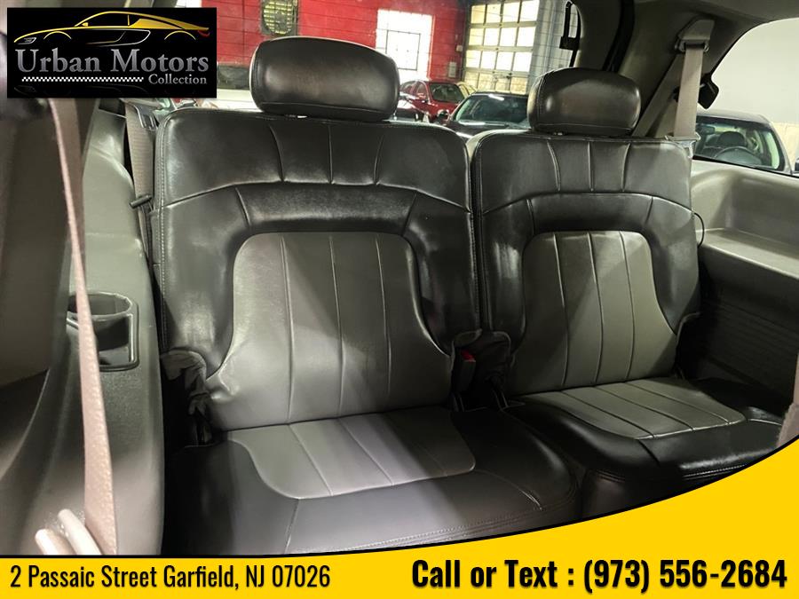 Used GMC Envoy Xl SLT 2004 | Urban Motors Collection. Garfield, New Jersey Used GMC Envoy Xl SLT 2004 | Urban Motors Collection. Garfield, New Jersey