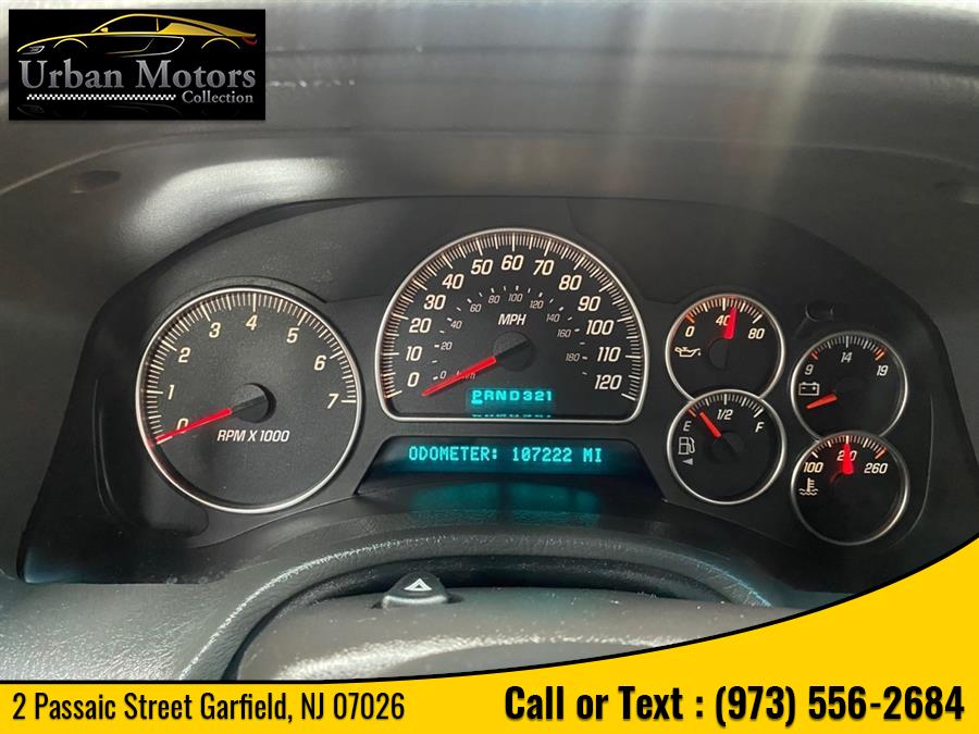 Used GMC Envoy Xl SLT 2004 | Urban Motors Collection. Garfield, New Jersey Used GMC Envoy Xl SLT 2004 | Urban Motors Collection. Garfield, New Jersey