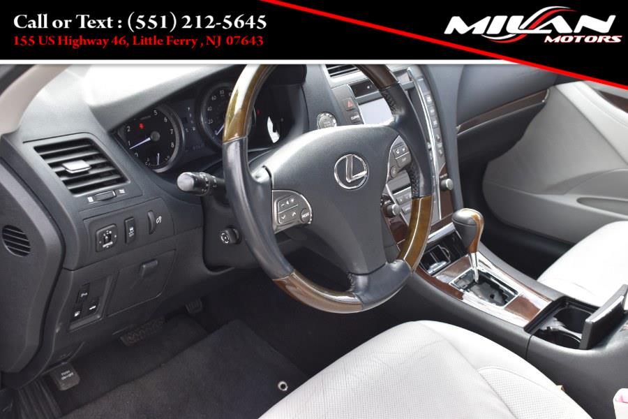 Used Lexus ES 350 4dr Sdn 2010 | Milan Motors. Little Ferry , New Jersey Used Lexus ES 350 4dr Sdn 2010 | Milan Motors. Little Ferry , New Jersey
