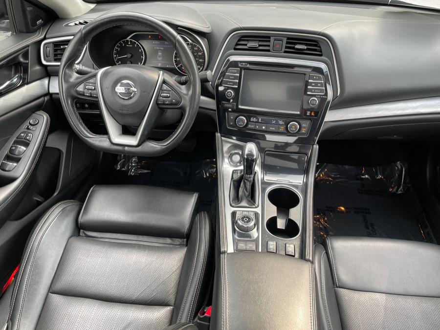 2017 Nissan Maxima SL 3.5L. CLEAN CARFAX!!!, available for sale in Elmont, New York | Sunrise of Elmont. Elmont, New York 2017 Nissan Maxima SL 3.5L. CLEAN CARFAX!!!, available for sale in Elmont, New York | Sunrise of Elmont. Elmont, New York