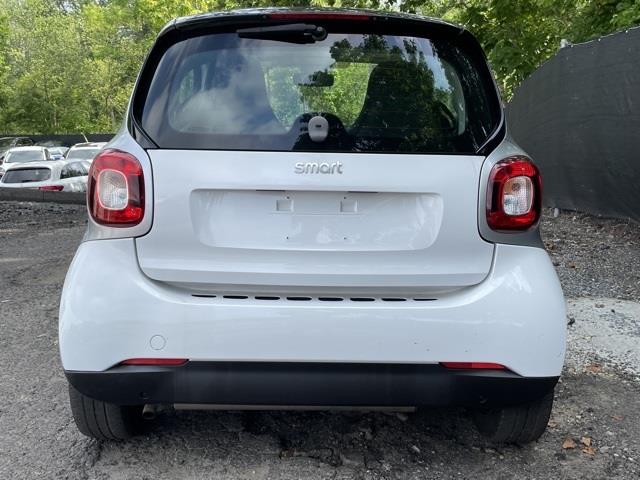 Used Smart Fortwo Pure 2016 | Blasius Federal Road. Brookfield, Connecticut Used Smart Fortwo Pure 2016 | Blasius Federal Road. Brookfield, Connecticut