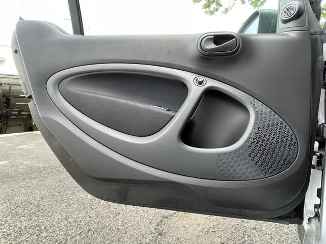 Used Smart Fortwo Pure 2016 | Blasius Federal Road. Brookfield, Connecticut Used Smart Fortwo Pure 2016 | Blasius Federal Road. Brookfield, Connecticut