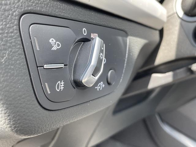 Used Audi Q5 2.0T Premium Plus 2019 | Blasius Federal Road. Brookfield, Connecticut Used Audi Q5 2.0T Premium Plus 2019 | Blasius Federal Road. Brookfield, Connecticut