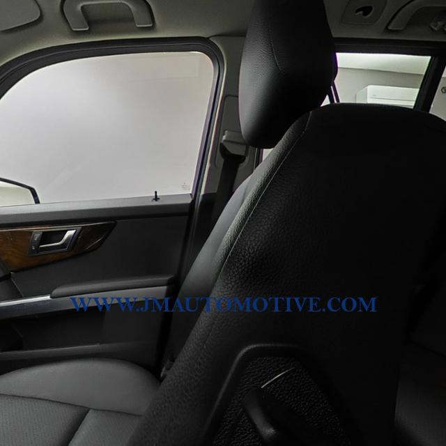 2012 Mercedes-benz Glk-class 4MATIC 4dr GLK 350, available for sale in Naugatuck, Connecticut | J&M Automotive Sls&Svc LLC. Naugatuck, Connecticut 2012 Mercedes-benz Glk-class 4MATIC 4dr GLK 350, available for sale in Naugatuck, Connecticut | J&M Automotive Sls&Svc LLC. Naugatuck, Connecticut