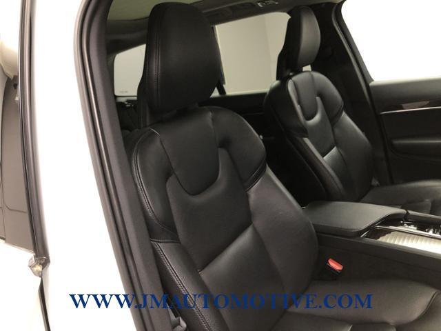 2017 Volvo Xc90 T6 AWD 7-Passenger Momentum, available for sale in Naugatuck, Connecticut | J&M Automotive Sls&Svc LLC. Naugatuck, Connecticut 2017 Volvo Xc90 T6 AWD 7-Passenger Momentum, available for sale in Naugatuck, Connecticut | J&M Automotive Sls&Svc LLC. Naugatuck, Connecticut