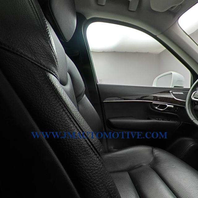 2017 Volvo Xc90 T6 AWD 7-Passenger Momentum, available for sale in Naugatuck, Connecticut | J&M Automotive Sls&Svc LLC. Naugatuck, Connecticut 2017 Volvo Xc90 T6 AWD 7-Passenger Momentum, available for sale in Naugatuck, Connecticut | J&M Automotive Sls&Svc LLC. Naugatuck, Connecticut