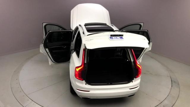 2017 Volvo Xc90 T6 AWD 7-Passenger Momentum, available for sale in Naugatuck, Connecticut | J&M Automotive Sls&Svc LLC. Naugatuck, Connecticut 2017 Volvo Xc90 T6 AWD 7-Passenger Momentum, available for sale in Naugatuck, Connecticut | J&M Automotive Sls&Svc LLC. Naugatuck, Connecticut