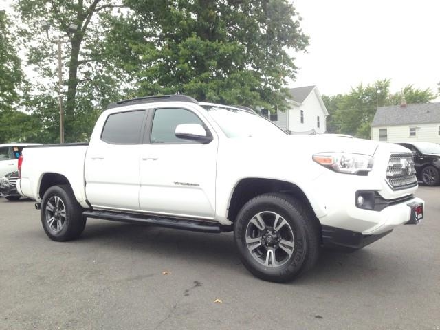 Used Toyota Tacoma TRD Sport 4WD w/ Navi & rearCam 2017 | Car Revolution. Maple Shade, New Jersey Used Toyota Tacoma TRD Sport 4WD w/ Navi & rearCam 2017 | Car Revolution. Maple Shade, New Jersey